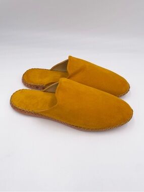 Beek Sandpiper Slides Women's Size 10 Saffron Yellow Suede Leather Slip On Mules